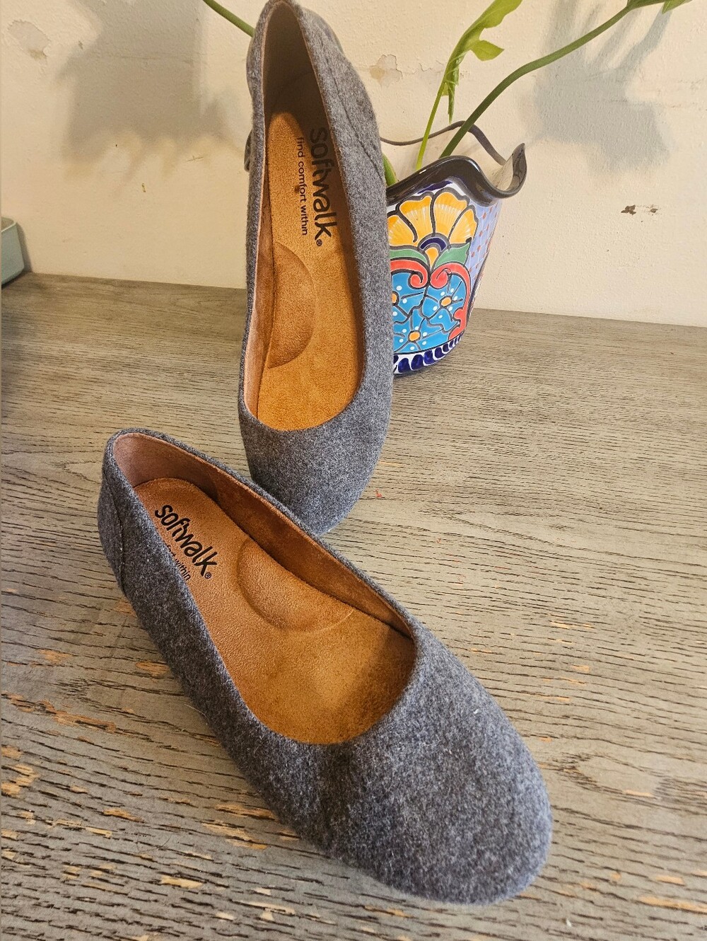 SoftWalk Shiraz Comfort Flats, Women's Size 9 Gray, Wool.